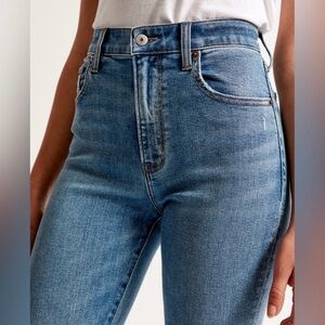 Abercrombie & Fitch Simone High Rise Ankle